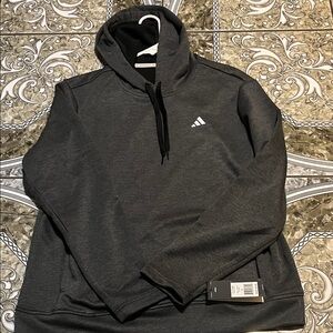 Men’s adidas sweater size L